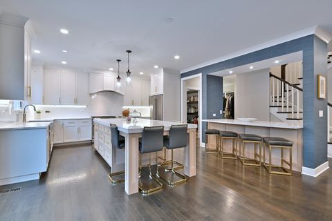 Tiny photo for 662 S Parkside Avenue, Elmhurst, IL 60126 (MLS # 12419987)