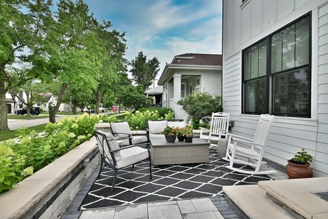 Tiny photo for 662 S Parkside Avenue, Elmhurst, IL 60126 (MLS # 12419987)