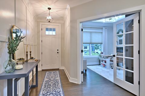 Tiny photo for 662 S Parkside Avenue, Elmhurst, IL 60126 (MLS # 12419987)