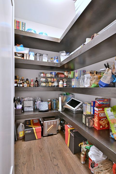 Tiny photo for 662 S Parkside Avenue, Elmhurst, IL 60126 (MLS # 12419987)