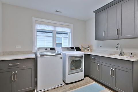 Tiny photo for 662 S Parkside Avenue, Elmhurst, IL 60126 (MLS # 12419987)