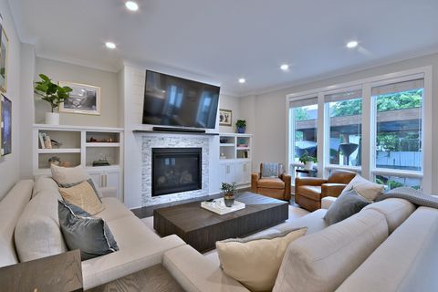 Tiny photo for 662 S Parkside Avenue, Elmhurst, IL 60126 (MLS # 12419987)