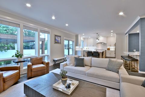 Tiny photo for 662 S Parkside Avenue, Elmhurst, IL 60126 (MLS # 12419987)
