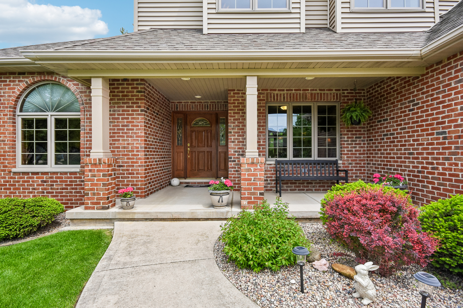 1041 Lakeview Drive