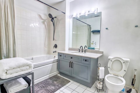 Tiny photo for 4050 N Lincoln Avenue #202, Chicago, IL 60618 (MLS # 12764410)