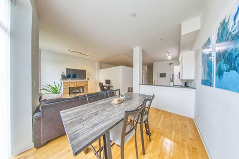 Tiny photo for 4050 N Lincoln Avenue #202, Chicago, IL 60618 (MLS # 12764410)