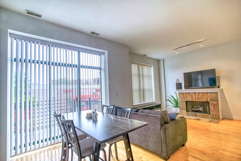 Tiny photo for 4050 N Lincoln Avenue #202, Chicago, IL 60618 (MLS # 12764410)