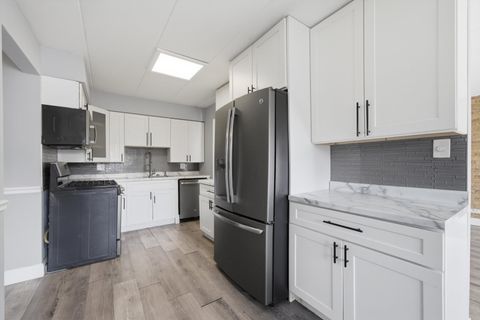 Tiny photo for 18205 HART Drive #3A, Homewood, IL 60430 (MLS # 12628354)