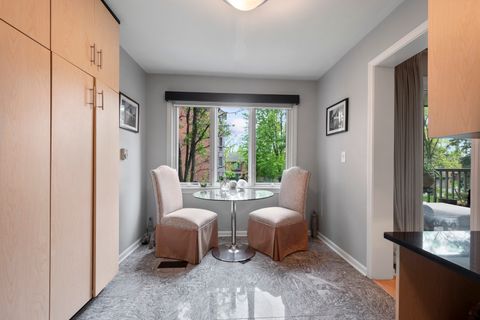 Tiny photo for 44 Park Lane #223, Park Ridge, IL 60068 (MLS # 12634554)