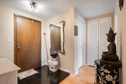 Tiny photo for 44 Park Lane #223, Park Ridge, IL 60068 (MLS # 12634554)