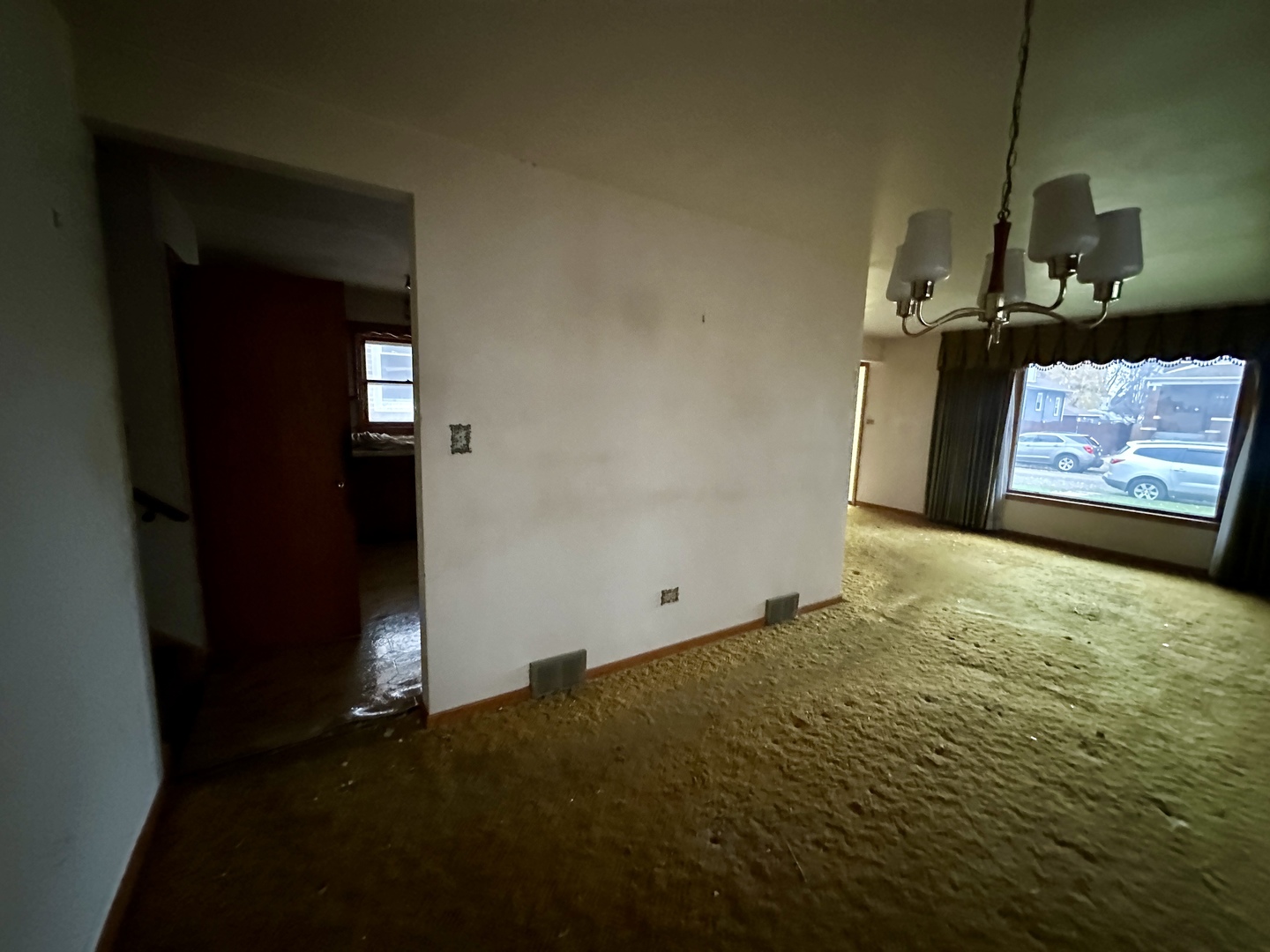 Chicago, Illinois 60634, United States, 3 Bedrooms Bedrooms, ,2 BathroomsBathrooms,Residential,Active,250344