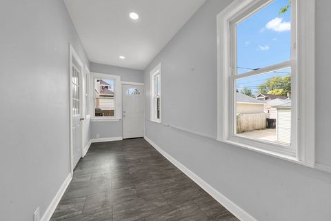 Tiny photo for 5938 S Richmond Street, Chicago, IL 60629 (MLS # 12570966)