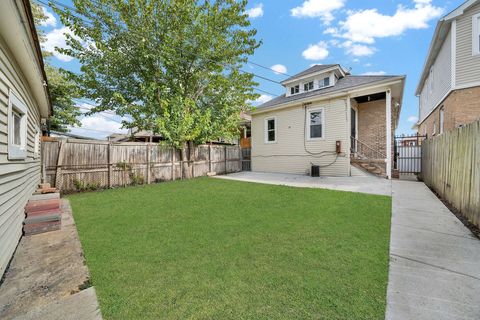 Tiny photo for 5938 S Richmond Street, Chicago, IL 60629 (MLS # 12570966)