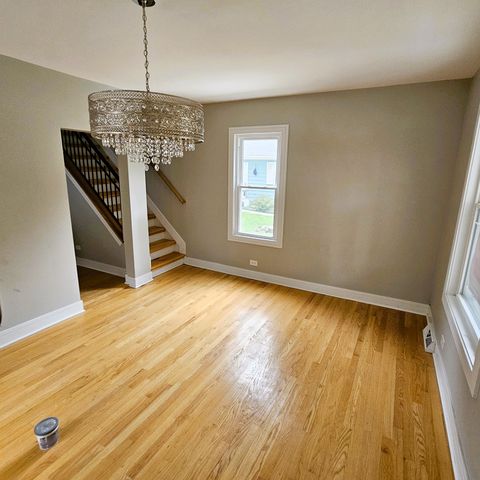 Tiny photo for 121 4th Street, Libertyville, IL 60048 (MLS # 12585313)