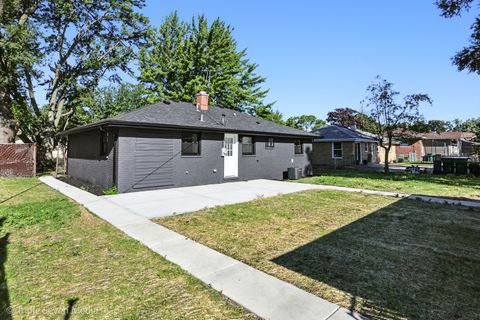 Tiny photo for 8053 Newland Avenue, Burbank, IL 60459 (MLS # 12504135)