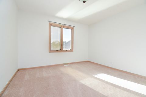 Tiny photo for 307 Anne Court, Prospect Heights, IL 60070 (MLS # 12559123)