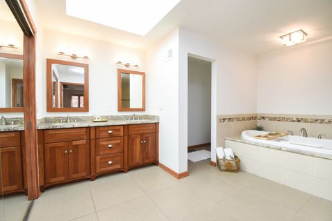 Tiny photo for 307 Anne Court, Prospect Heights, IL 60070 (MLS # 12559123)