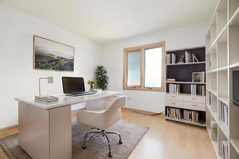 Tiny photo for 307 Anne Court, Prospect Heights, IL 60070 (MLS # 12559123)