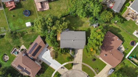 Tiny photo for 1180 Cobble Hill Court, Hoffman Estates, IL 60169 (MLS # 12487180)