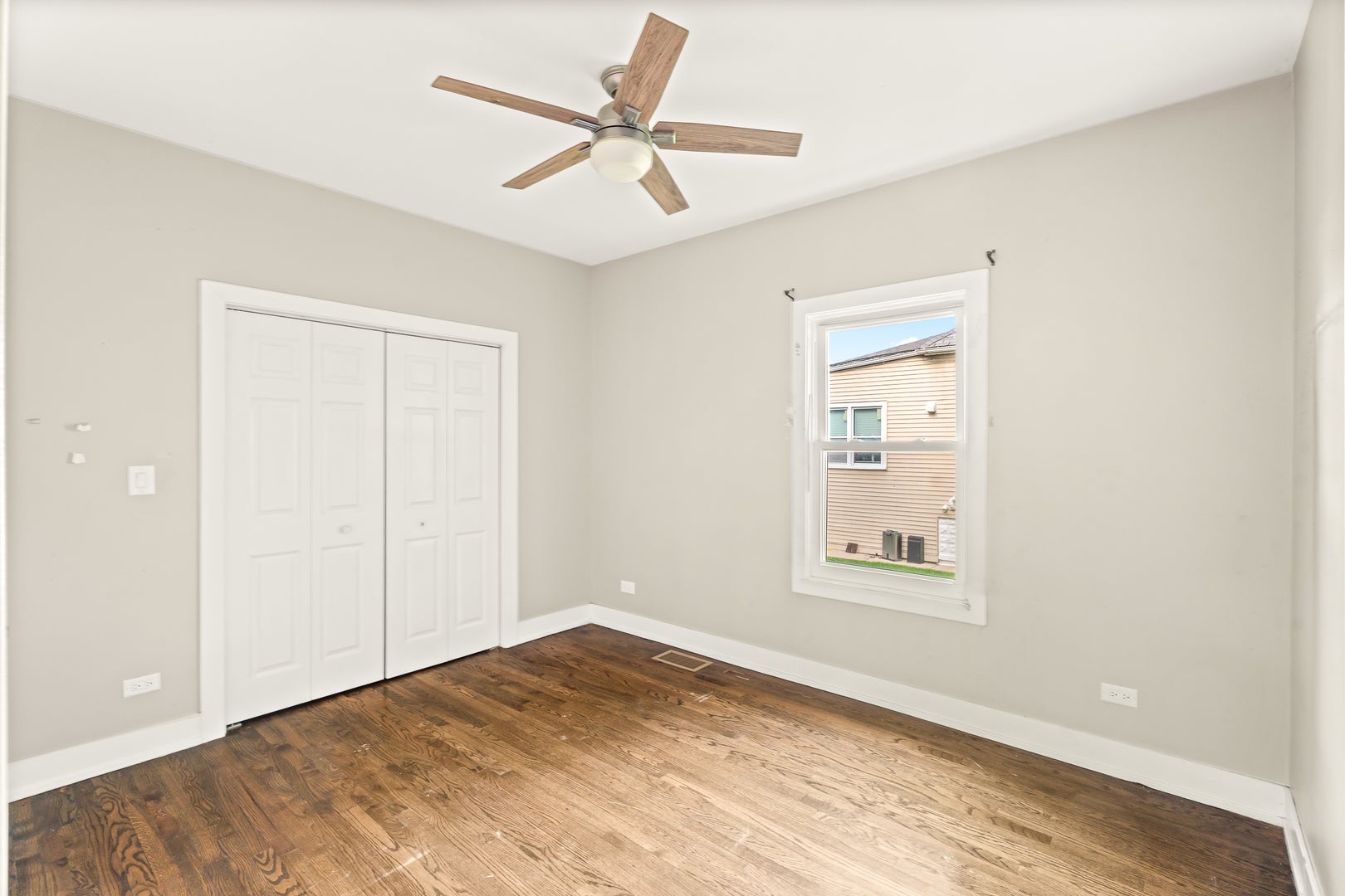 5421 W 30TH Place
