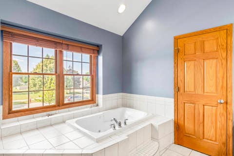 Tiny photo for 907 Autumn Ridge Road, Sandwich, IL 60548 (MLS # 12717634)