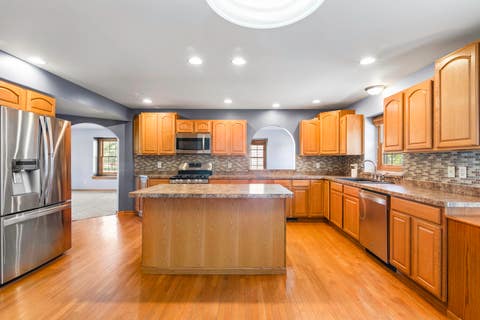 Tiny photo for 907 Autumn Ridge Road, Sandwich, IL 60548 (MLS # 12717634)