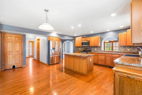 Tiny photo for 907 Autumn Ridge Road, Sandwich, IL 60548 (MLS # 12717634)
