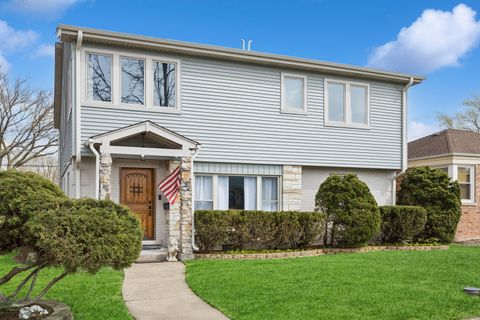 Photo of La Grange Park, IL 60526 (MLS # 12611105)