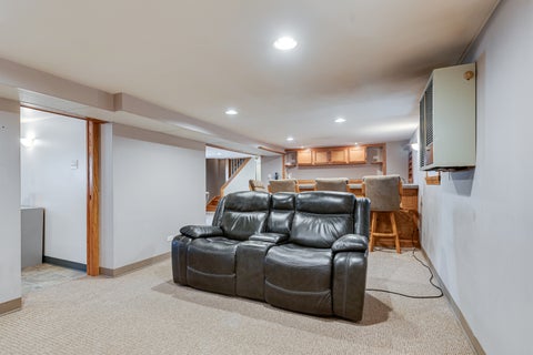Tiny photo for 6100 N Mason Avenue, Chicago, IL 60646 (MLS # 12767634)