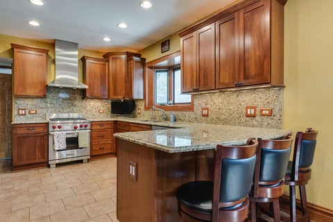 Tiny photo for 6100 N Mason Avenue, Chicago, IL 60646 (MLS # 12767634)