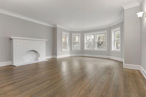 Tiny photo for 1032 N Austin Boulevard #1N, Oak Park, IL 60302 (MLS # 12524294)