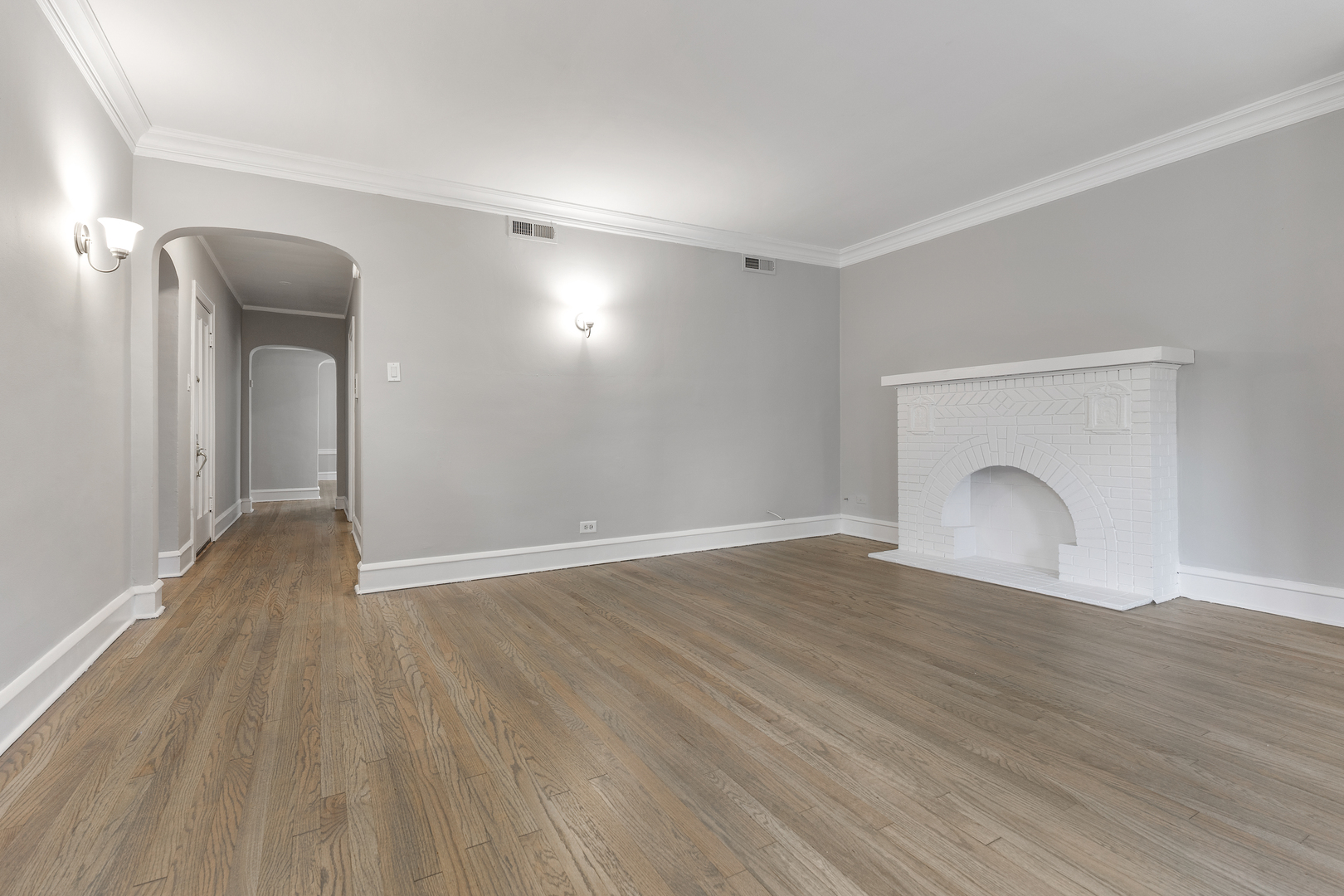 1032 N Austin Boulevard 1N