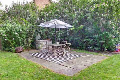 Tiny photo for 832 Sylviawood Avenue, Park Ridge, IL 60068 (MLS # 12512925)