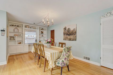 Tiny photo for 832 Sylviawood Avenue, Park Ridge, IL 60068 (MLS # 12512925)