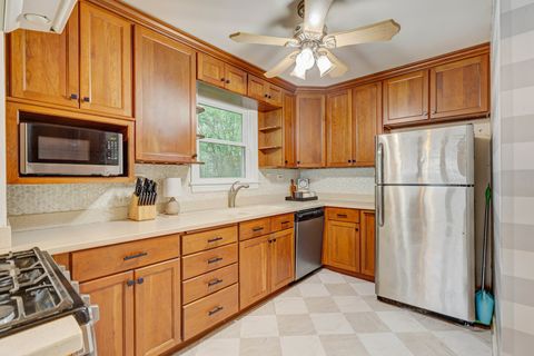 Tiny photo for 832 Sylviawood Avenue, Park Ridge, IL 60068 (MLS # 12512925)