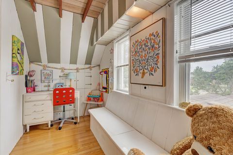 Tiny photo for 832 Sylviawood Avenue, Park Ridge, IL 60068 (MLS # 12512925)