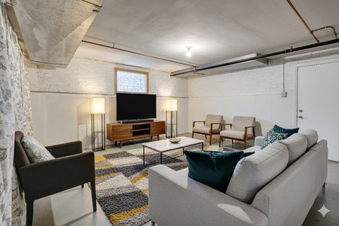 Tiny photo for 832 Sylviawood Avenue, Park Ridge, IL 60068 (MLS # 12512925)