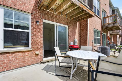 Tiny photo for 17 Grey Wolf Drive, Wheeling, IL 60090 (MLS # 12610882)