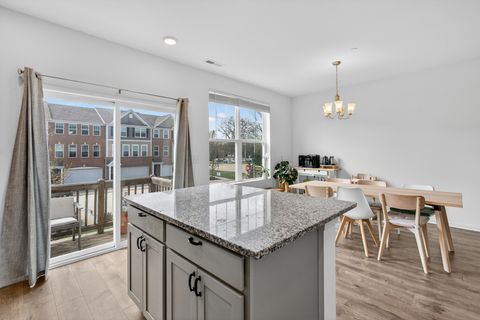 Tiny photo for 17 Grey Wolf Drive, Wheeling, IL 60090 (MLS # 12610882)