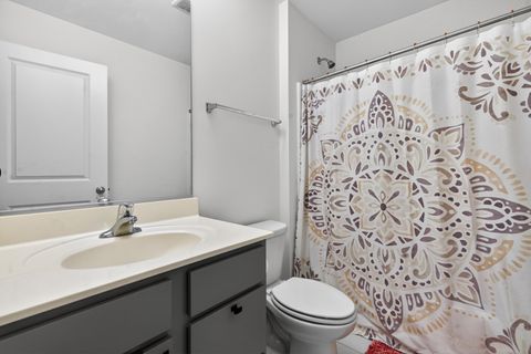 Tiny photo for 17 Grey Wolf Drive, Wheeling, IL 60090 (MLS # 12610882)