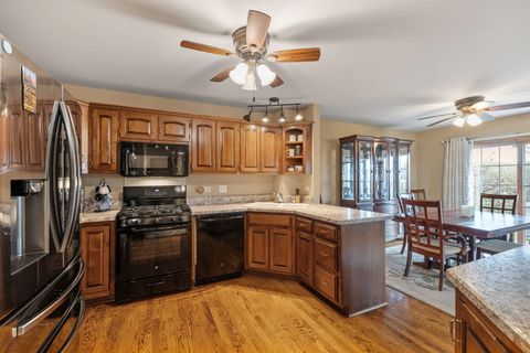 Tiny photo for 9302 Kimmel Court, Tinley Park, IL 60487 (MLS # 12520100)