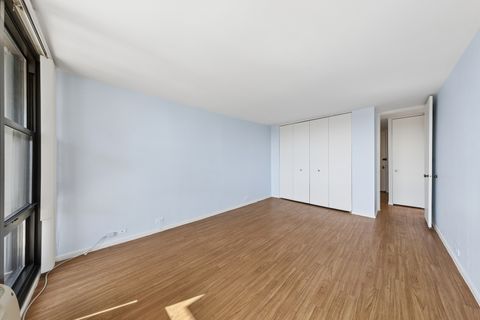 Tiny photo for 2605 S Indiana Avenue #2201, Chicago, IL 60616 (MLS # 12584740)