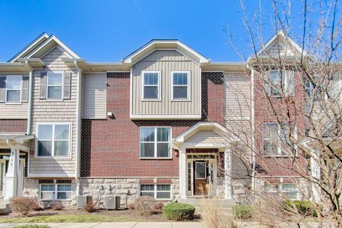 Photo of 1174 Evergreen Avenue, Des Plaines, IL 60016 (MLS # 12606561)