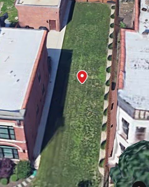 3364 S Giles Avenue Chicago IL 60616