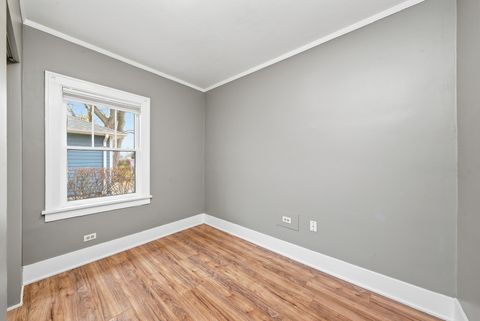 Tiny photo for 5624 Lomond Avenue, Downers Grove, IL 60516 (MLS # 12520705)