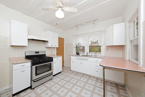 Tiny photo for 5624 Lomond Avenue, Downers Grove, IL 60516 (MLS # 12520705)