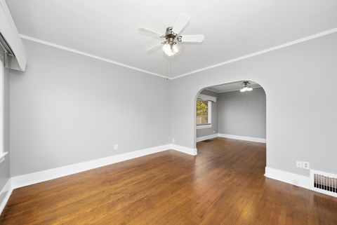 Tiny photo for 5624 Lomond Avenue, Downers Grove, IL 60516 (MLS # 12520705)