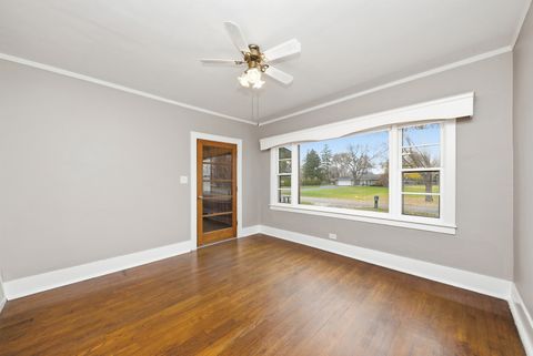 Tiny photo for 5624 Lomond Avenue, Downers Grove, IL 60516 (MLS # 12520705)