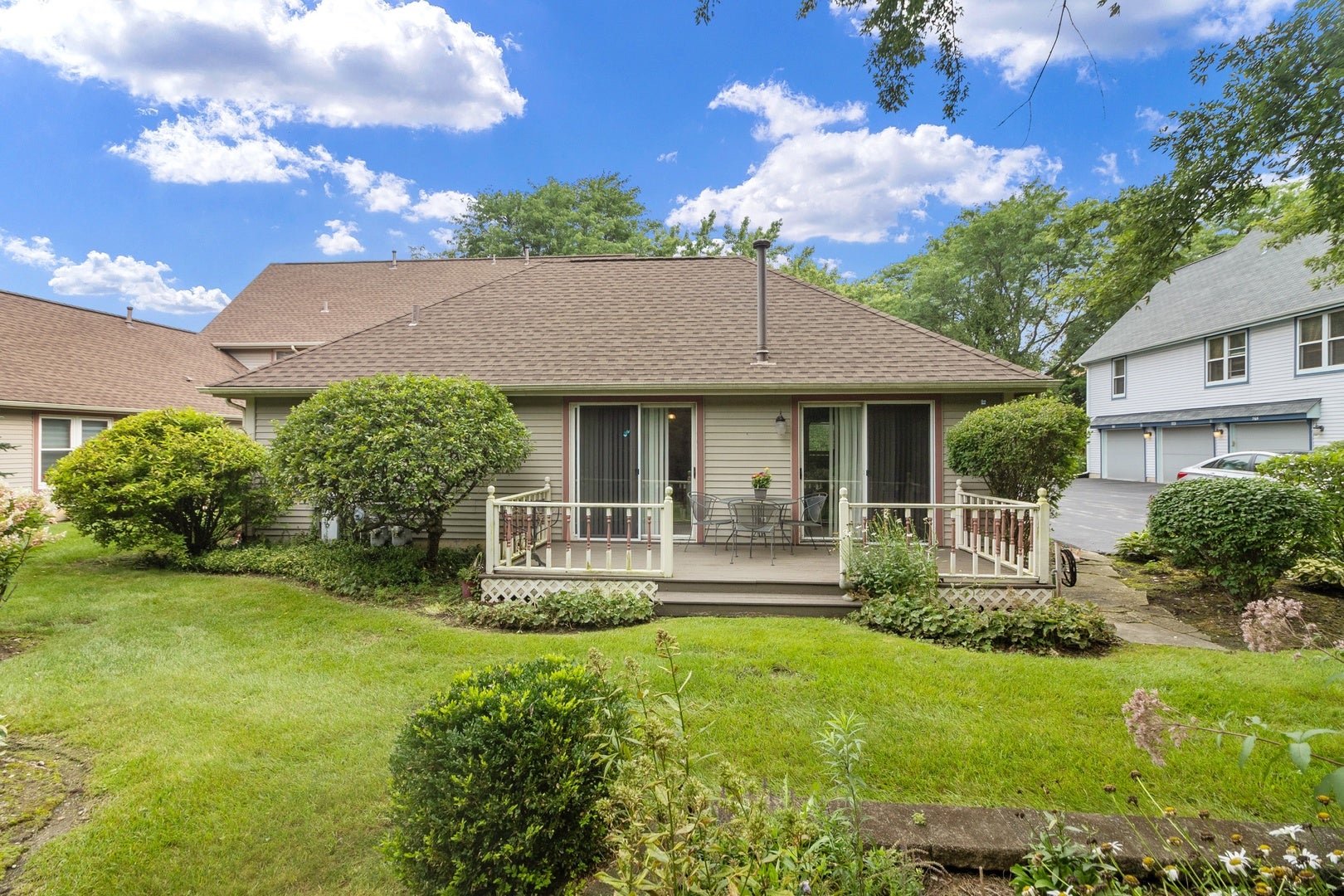 801 Victoria Drive 801
