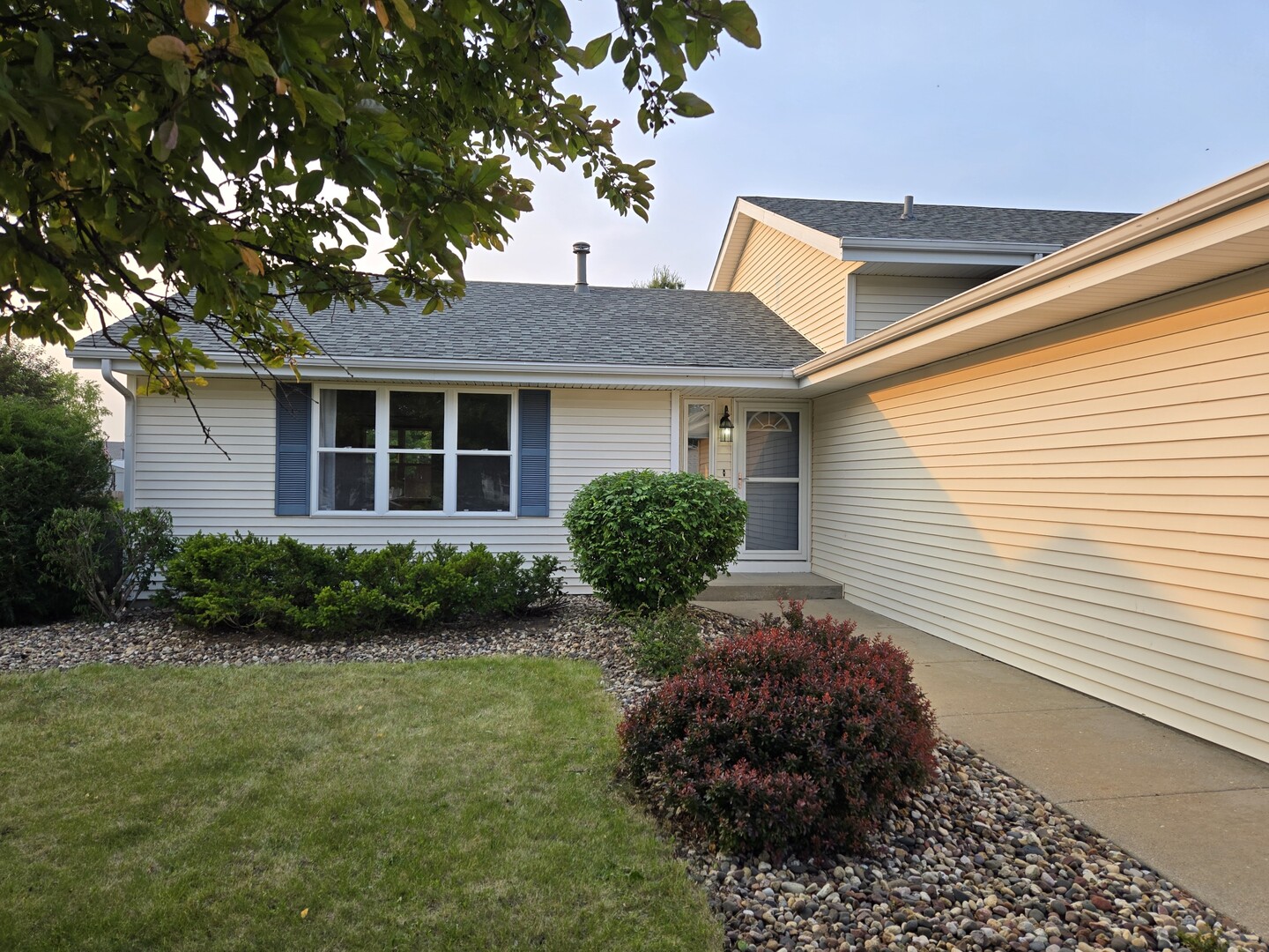 631 ANGELICA Lane